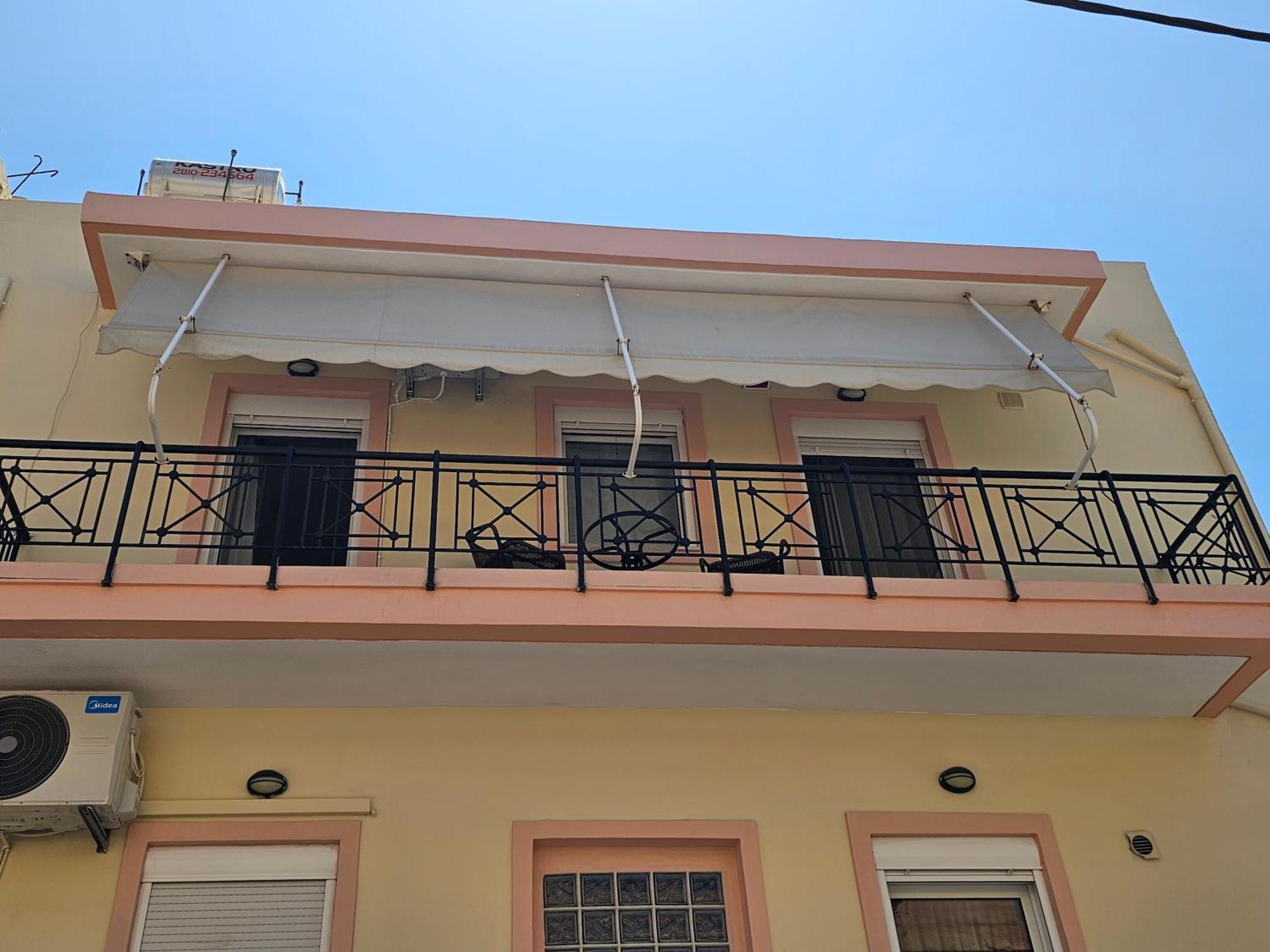 Eirini'S Apt 伊拉克利翁 外观 照片